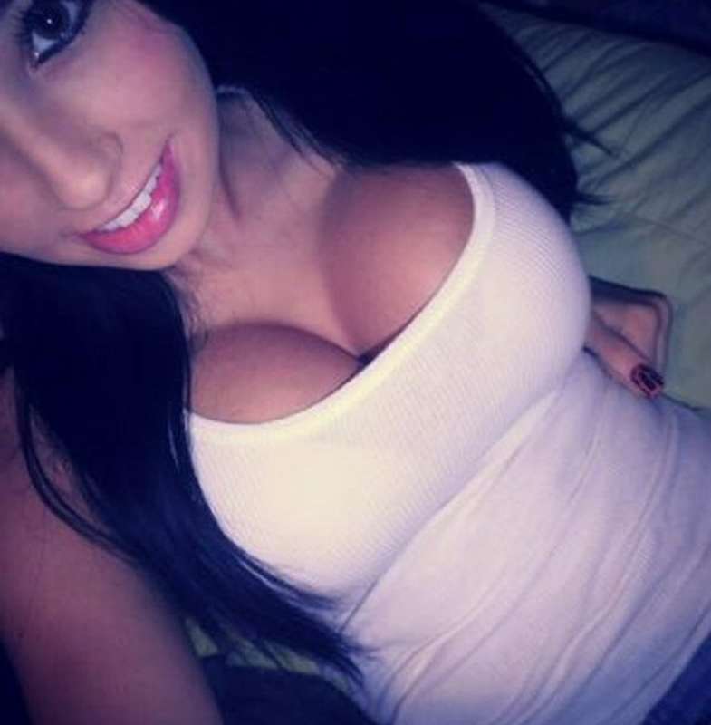 Cherche femme qui a besoin d'argent